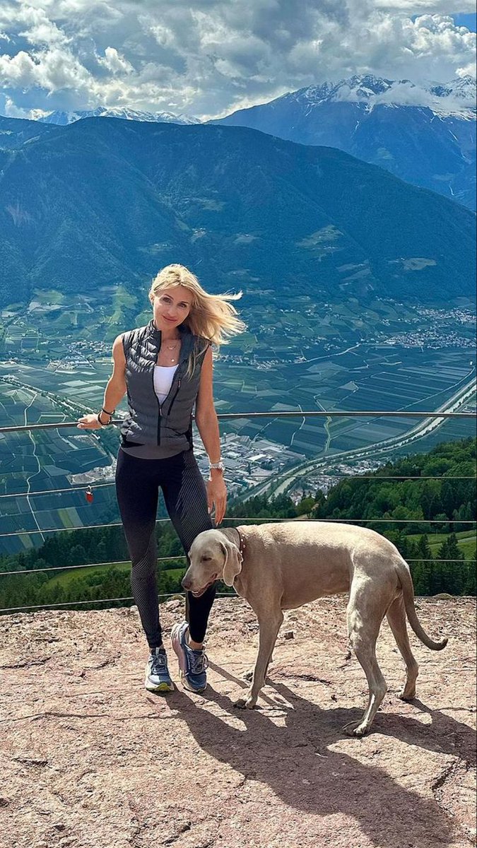 hiking_2camping's tweet image. Summer Trail Outfits: Stylish Adventures in Nature 🌄 ⛅️ 78
Follow us see for more hiking and camping contents.
following us : @hiking_2camping 
.
.
.
#HikingFashion #WomenOutdoors #AdventureStyle
#HikingInStyle #SummerTrailWear
#OutdoorFashion #SummerHikingOutfits