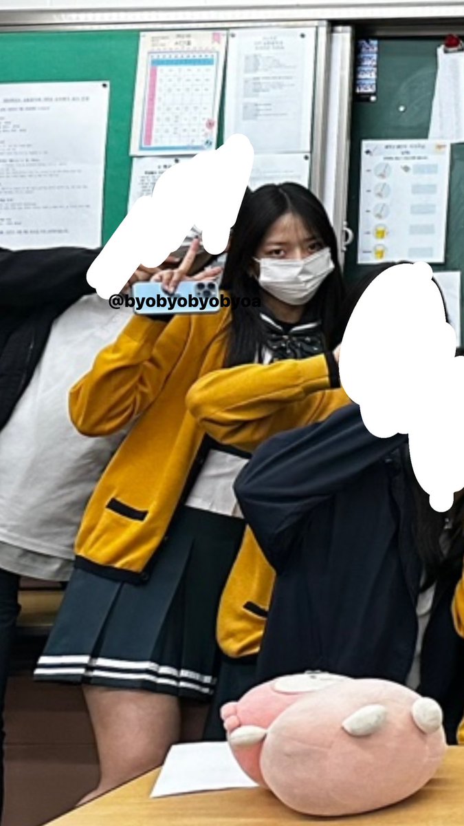 슥 tweet media