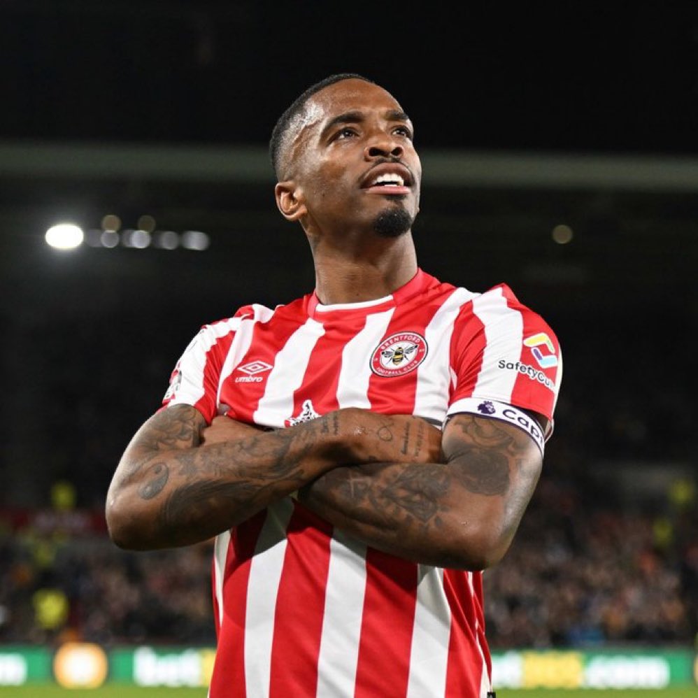 بالمناسبة :

ايفان توني افضل من ميتروفيتش ب10 مرات 

حقيقة وليست مجرد رأي !