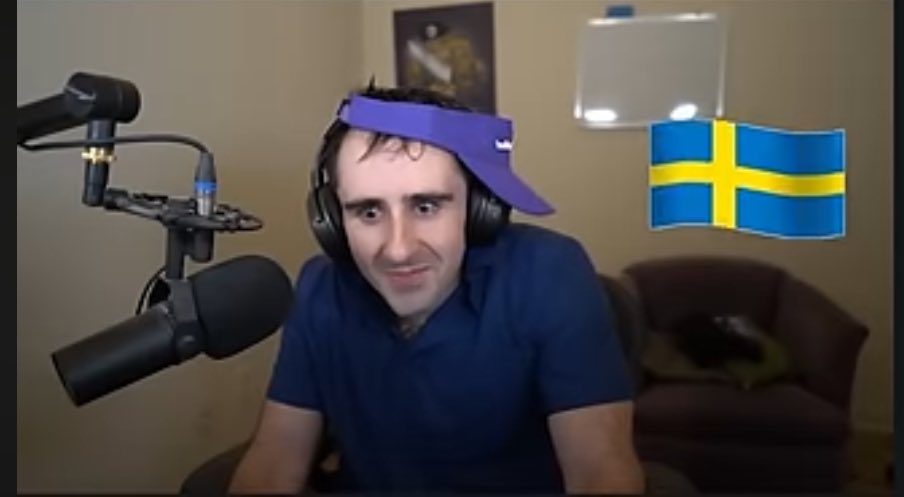 ItsFranchetti's tweet photo. @Dratnos this pause killed me sorry to do this to you🤣🤣 https://t.co/1Z5hmE06ZT