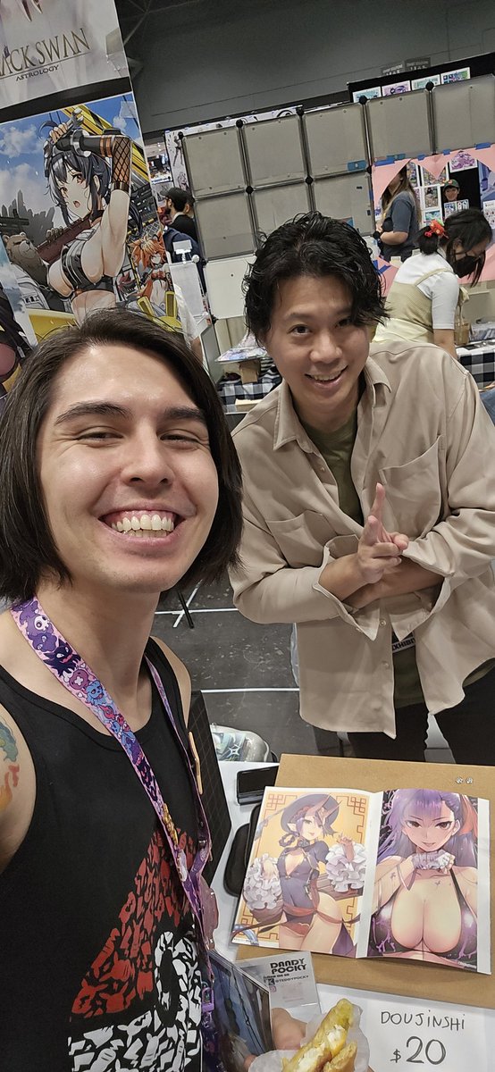 FluxTideDesigns's tweet photo. I got to meet @TEDDYPOCKY at Anime NYC this weekend! https://t.co/dyxC2OiPKN