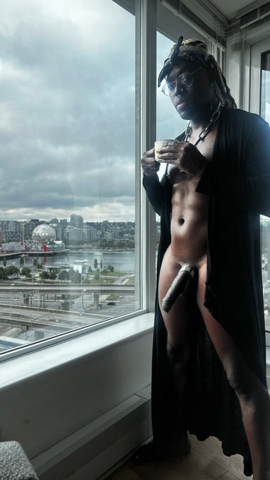 Watch Ⓐⓥⓐⓣⓐⓡ's leaked NSFW photo on TwXstars