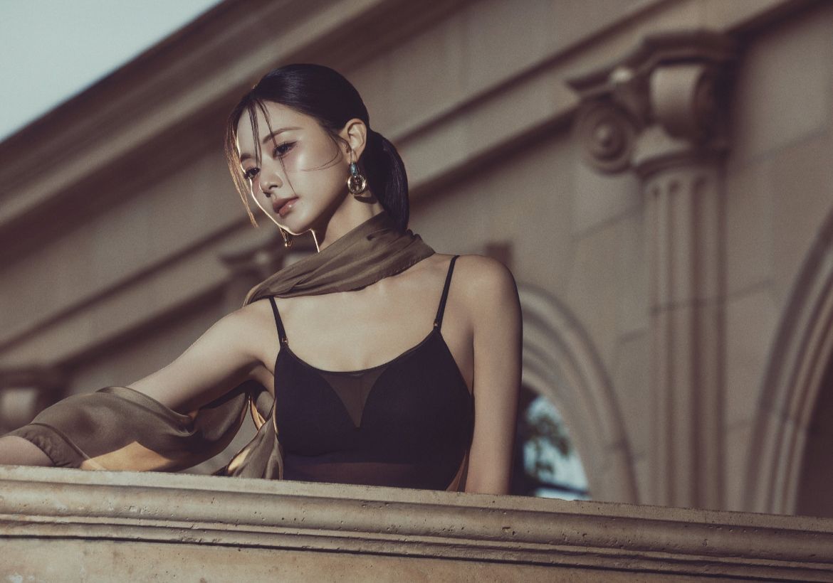 ABOUTZU 06.09.2024 1PM KST

ABOUTZU RUN AWAY CONCEPT PHOTO 4
#abouTZU #TZUYU_1stMiniAlbum
#TZUYU #RunAway #abouTZUSideD <a href="/JYPETWICE/">TWICE</a>