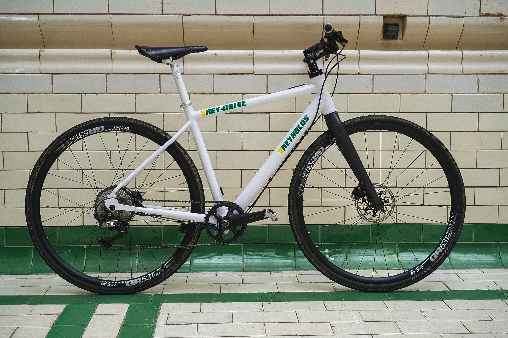 Reynolds Technology on X Day 3 at the Made Bike Show and for the final day we are bringing back the Rey Drive Commuter Style Flat Bar bike showcasing the Mahle X20 specific tubing and