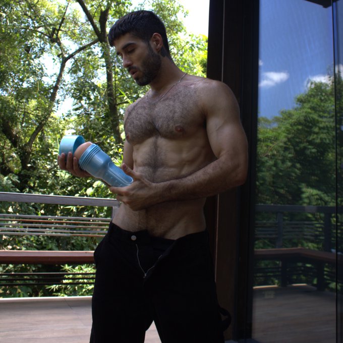 Cheaper than a date, and you're guaranteed to get lucky every time  US/Europe/Canada/Australia:    https://t<a href="/tag/latino"class="tags"><span>#latino</span></a><a href="/tag/miamivibes"class="tags"><span>#miamivibes</span></a><a href="/tag/gayporn"class="tags"><span>#gayporn</span></a>