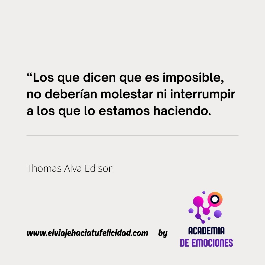josecamargop's tweet photo. Las personas que no son capaces de hacer algo te dirán que tu tampoco puedes. Si quieres algo ve por ello, si tienes un sueño tienes que protegerlo.

#felicidad
#bienestar 
#organizacionesfelices
#inteligenciaemocional 
#AcademiaDeEmociones 
#ElViajeHaciaTUFelicidad https://t.co/utBASrTfpx