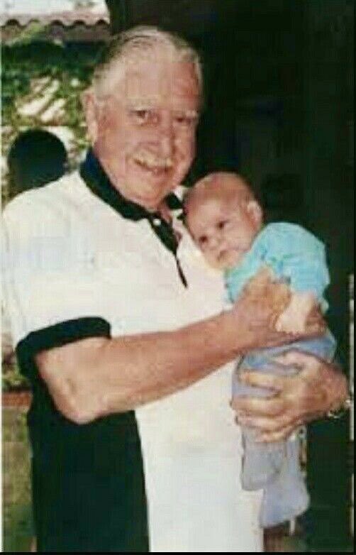 Maximil45979551's tweet photo. Los años y el Futuro, te están dando la razón un dictador jamás entrega un país con un plebiscito 

Viva Chile carajo y la Libertad 🗽 

Libertad Para la república de Venezuela 

Serás eterno https://t.co/8KfMiSllvG