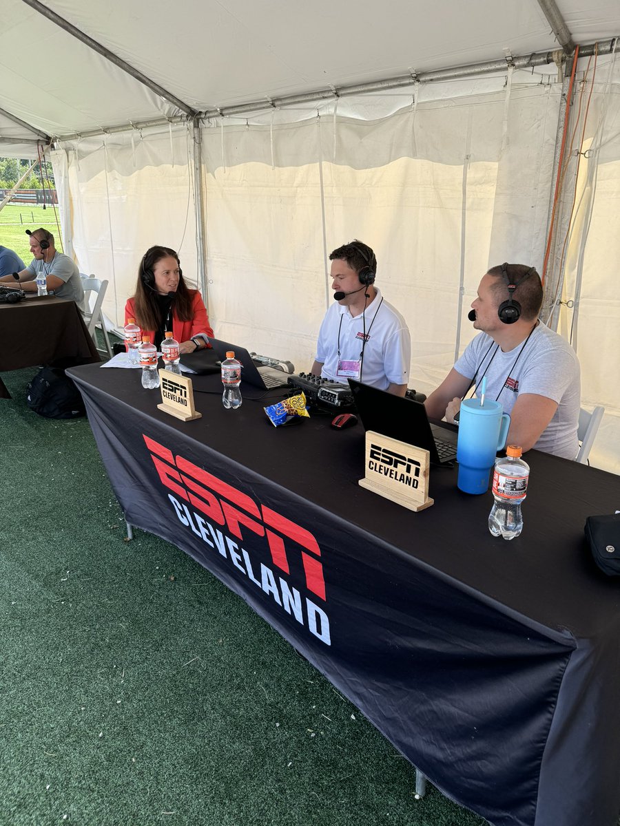 UH Sports Medicine Fellowship (@sportfellowship) on Twitter photo Dr. Weiss Kelly representing on <a href="/ESPNCleveland/">ESPN Cleveland</a> radio at the recent <a href="/UHRainbowBabies/">UH Rainbow Babies</a> day at the <a href="/Browns/">Cleveland Browns</a> training camp!
Our fellowship teaches these important media skills and offers experiences to engage with our community! Dr. Weiss Kelly representing on <a href="/ESPNCleveland/">ESPN Cleveland</a> radio at the recent <a href="/UHRainbowBabies/">UH Rainbow Babies</a> day at the <a href="/Browns/">Cleveland Browns</a> training camp!
Our fellowship teaches these important media skills and offers experiences to engage with our community!