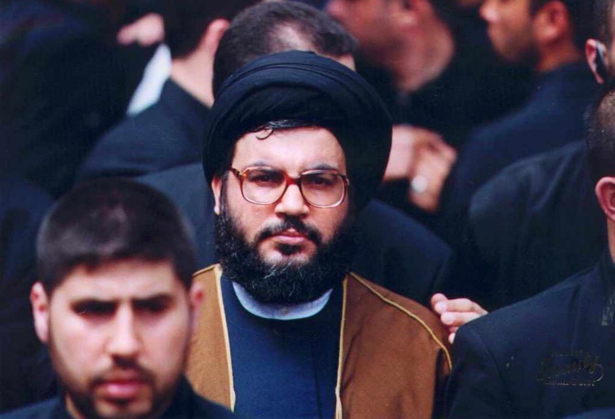 kassem_shahine's tweet photo. والله والله يا ابن فاطمة لو خرقت منازلنا ومراكبنا كما السفينة أمام أعيننا ثم قتلت أولادنا كما الغلام ،ثمّ أمرتنا ببناء مدنٍ  في بلدان لم نرَ منها الخير لم نزدد فيكَ إلّا صبرًا وحبًّا ويقينًا🙏
فامضِ بنا ستجدنا طوع يمينك وجندَك الغالبين 🙏 
#نصرالله ❤️ https://t.co/Jv3o9o4u4k