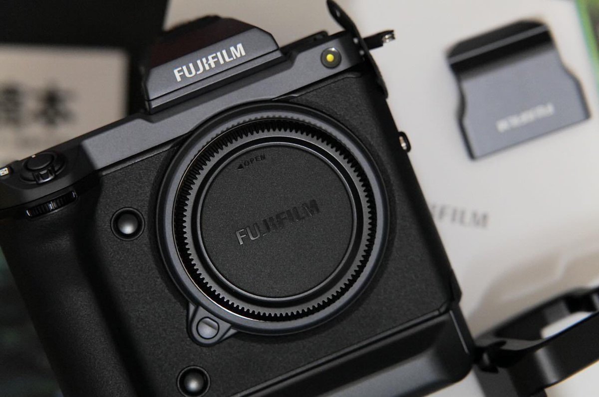 BarnackJh's tweet image. ・MNG:『FUJIFILM GFX100』

2019年6月に発売されたFUJIFILM Gマウントのフラッグシップモデル。新型が出て値段がこなれてきたのと新品同様のの個体に出会ってしまったので華麗に(?)ラージフォーマットデビュー🔥
宜しく頼むぞーGFX🙌🏻

#fujifilmgfx100 #gfx100 #fujifilm