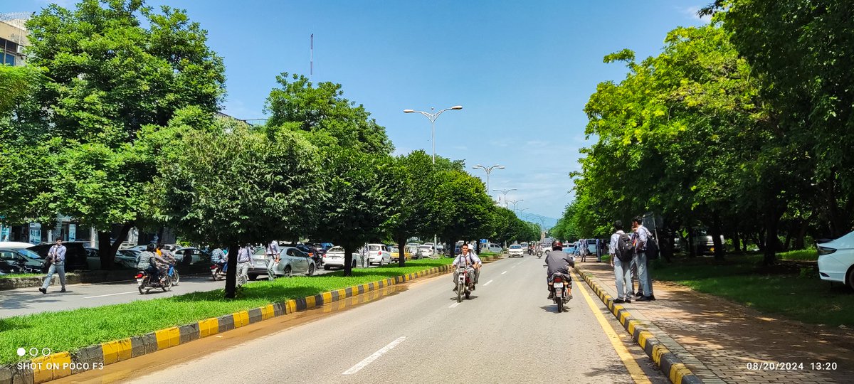 VilagerDirector's tweet photo. Beautiful #Islamabad
after rain

#عمران_خان_نے_کہا_تھا https://t.co/zcLGi2k2x2