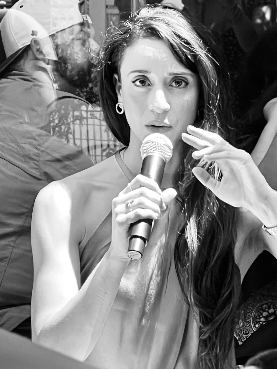 Sense & Edibility tweet media