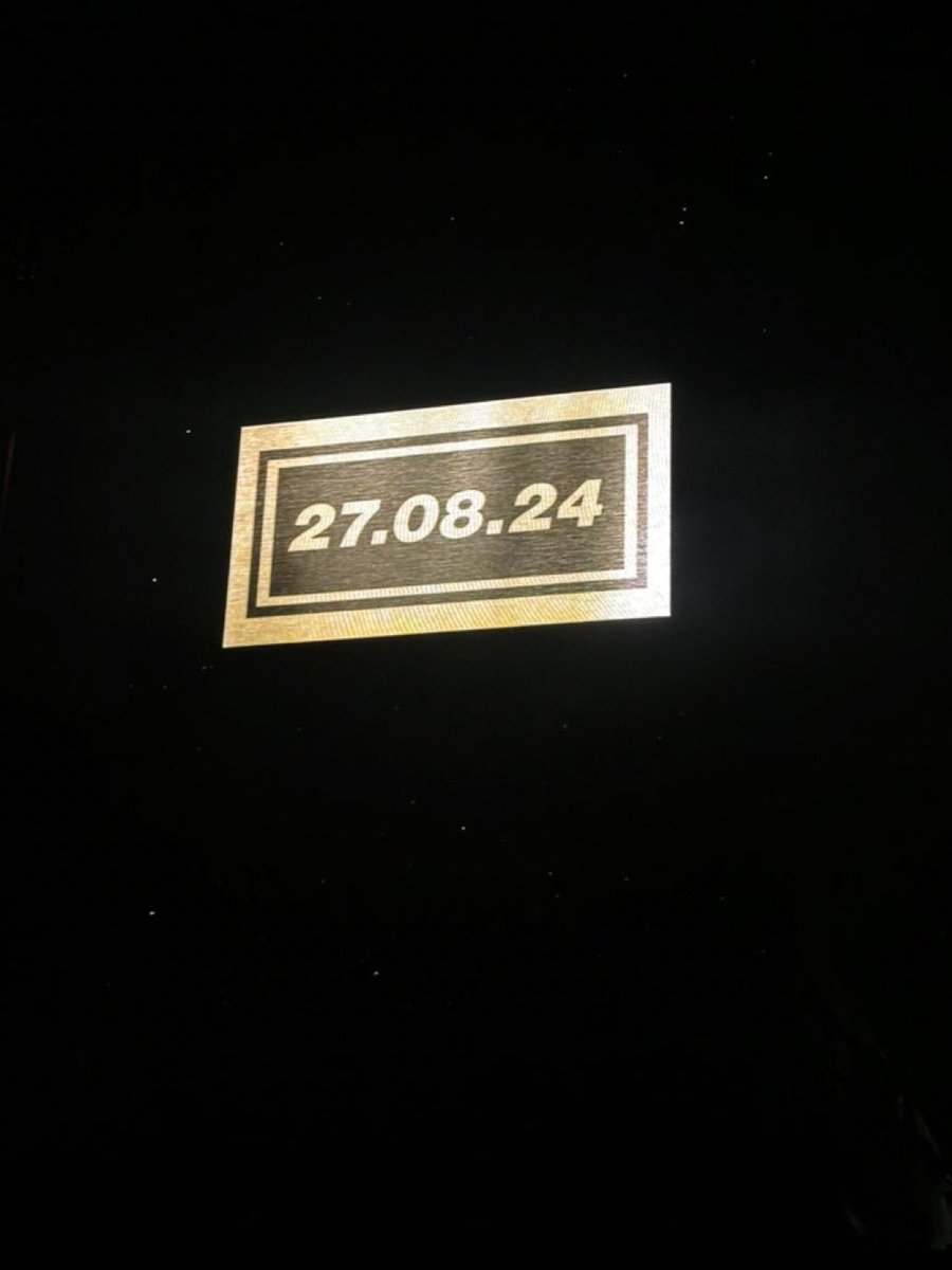 TheRockRevival_'s tweet image. After Blossoms performed tonight at Wythenshawe Park, this appeared 👀 

📸 @boro_alex2