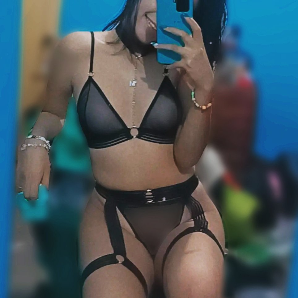 Recomendación 🖤🖤, su OF es:

onlyfans.com/moon.rs
onlyfans.com/moon.rs