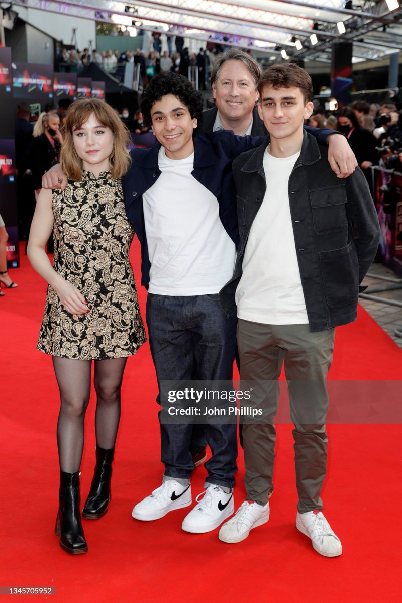 I was watching Last Night in Soho, and thought about the Floating Joe pic, and thought maybe there are more from the premiere. And I came across these two that I haven't seen before. Obviously not much different, but here they are anyway... 
#SaveLockwoodandCo