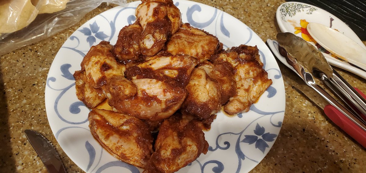 grumpy_old_tech's tweet image. Time to fire up the Pit Boss. Chicken wings and ribs for dinner tonight. No wonder I'm fat