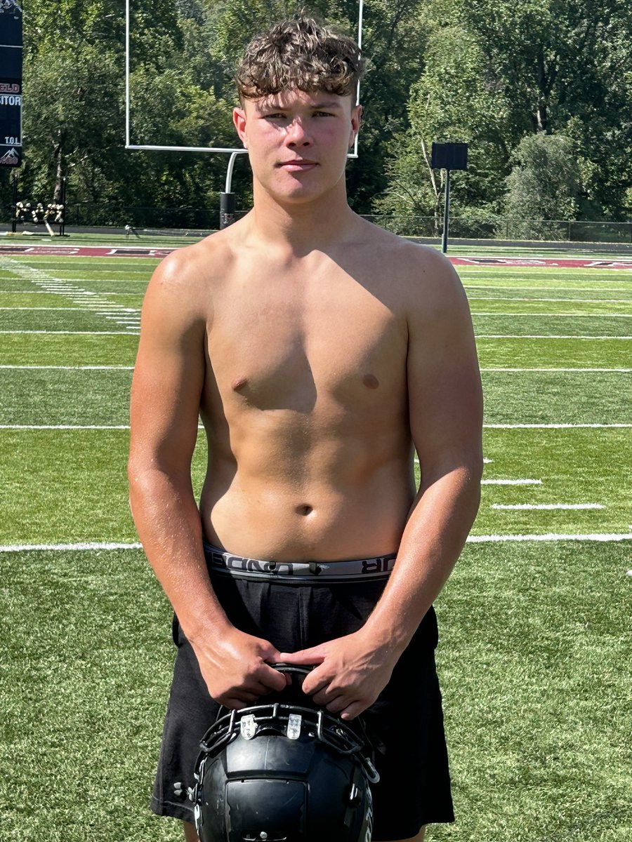 HarlanCountyFB's tweet photo. Congrats to our offensive, defensive, and  banshee players of the week. 

Offensive-Braden Clay JR, OL 
Defensive- Hunter Napier JR, LB
Banshee- Aaron Howard FR, OL https://t.co/hDeKchqhGJ