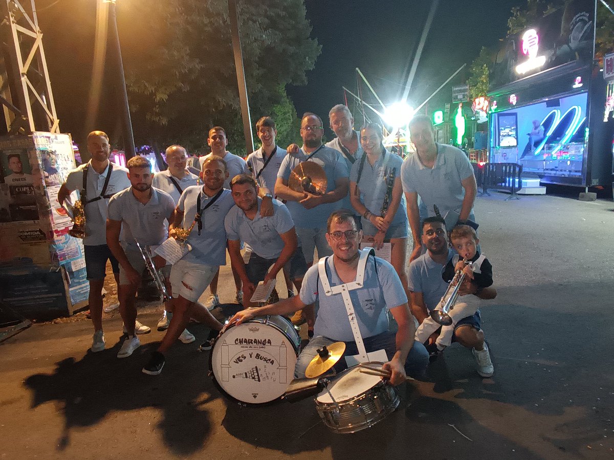 Casas Ibáñez 🙌 🙌

Comenzando su Feria otro año más en su gran Cabalgata de Apertura 🎊

Gracias como siempre al Excmo <a href="/Aytocasasibanez/">Ayuntamiento de Casas Ibáñez</a> por contar con nosotros 🙏 😊
