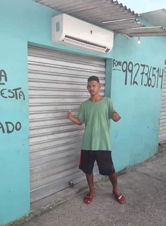 rolealeatorio's tweet photo. o culpado do frio https://t.co/1kdqCe17GZ