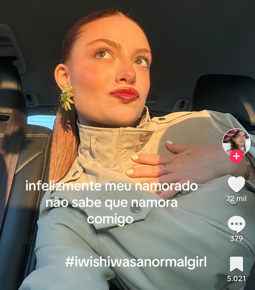 fabyollaverass's tweet image. e ele é fictício 😭