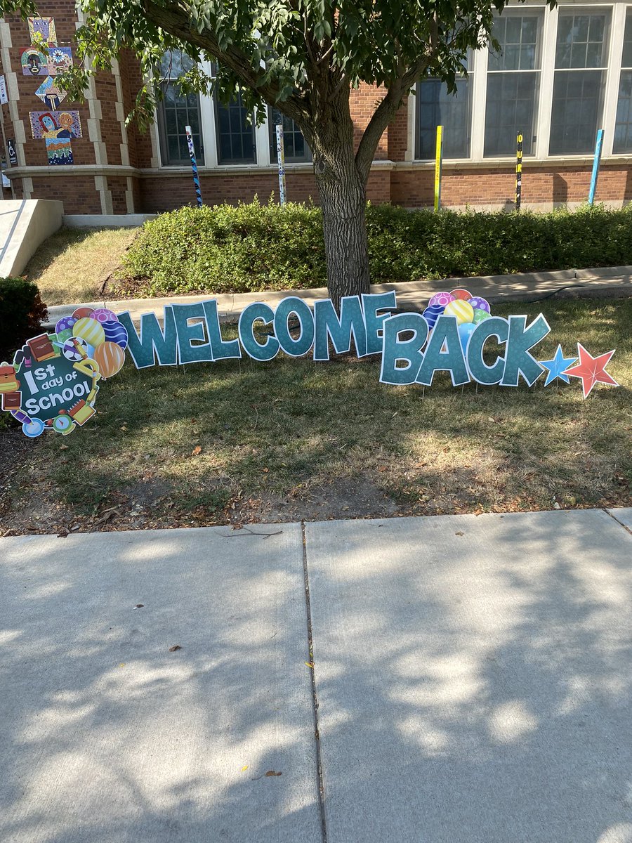 We are so excited to welcome all our Ebinger Eagles back to school. School starts at 8:30!
