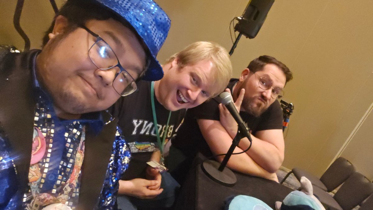 AclpFilms's tweet photo. Pretty much the best and funniest panel. Thank you so much @ACRacebest @Saberspark @saphypone @CantoAcrylic @CaptainThrack @Banquo05.

@EverfreeNW #EFNW2024 

Congratulations, also to Saphy and @Lunar_Guardian_ https://t.co/2C0N2tVuS8