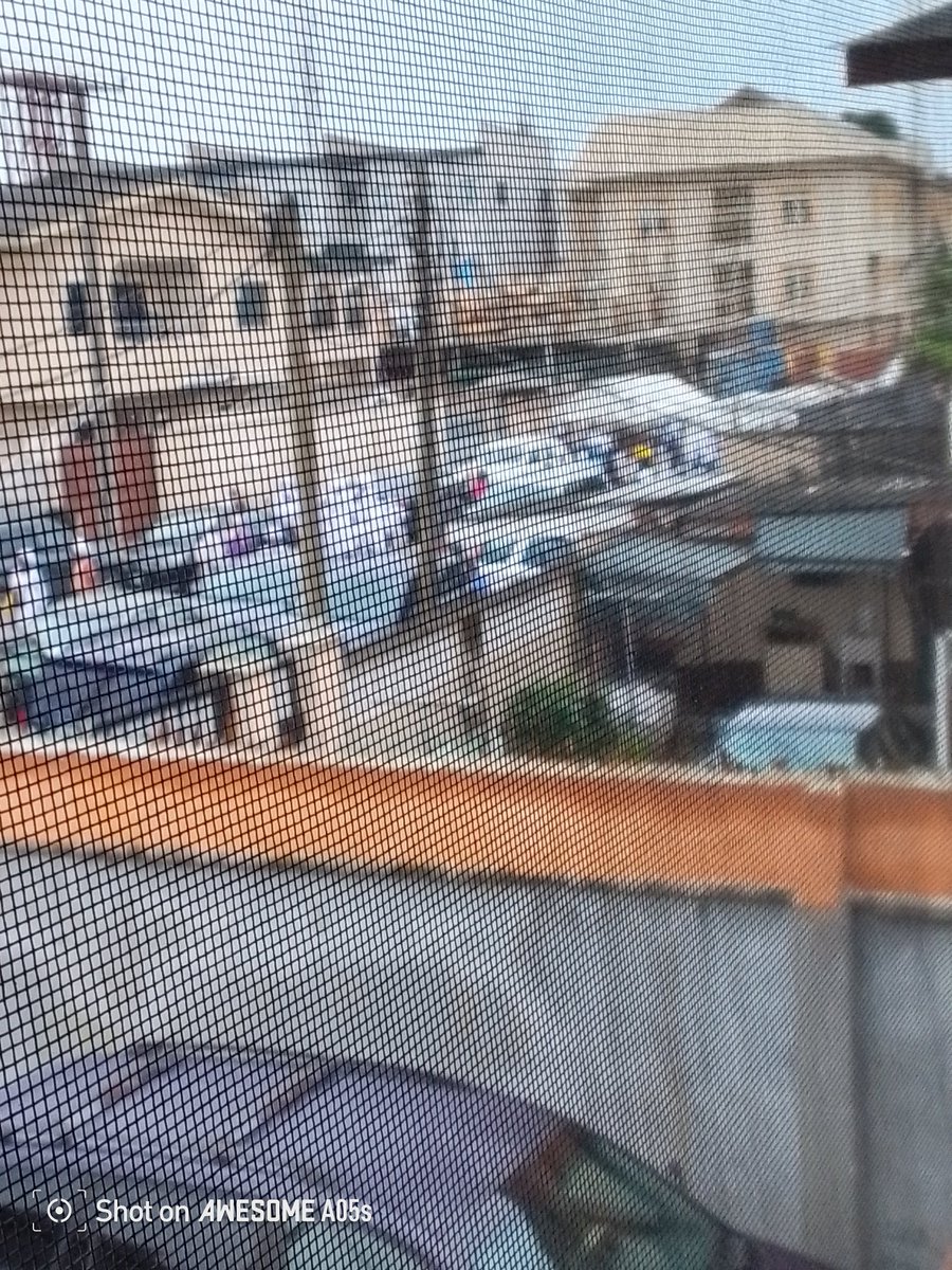 DasunLtd's tweet photo. @LasepaOfficial @tokunbo_wahab @Mr_JAGs @LasgMOE @LagosWaste This is still Alhaji Lateef Shofowora Street at 6.20pm, the noise blazing from Celestial Church Unity Parish speakers on the street was so much, and as I was trying to record the video , it was shut down.
many places have been shut down, theirs cannot be an exception https://t.co/uWkCDAzX0J