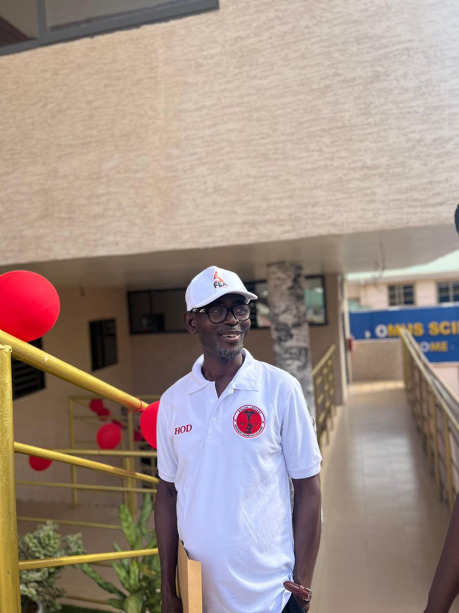 kcohas55993's tweet photo. Guess who was repping, Mr. Joseph Otchere #WE_&_FL_SUMMIT #FG_MELSSA #SERVICE_TO_HUMANITY #melssa_kcohas #passionate_service_our_hallmark https://t.co/eaOHu3hvNT