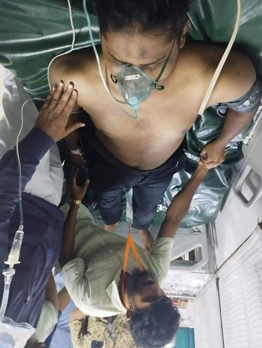 vnm_007's tweet photo. Hasnat Abdullah is seriously injured!
Wishing him a speedy recovery! https://t.co/xygZRYUafu