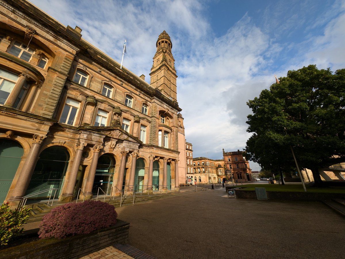 Oscar's in Scotland 😻😻😻😻