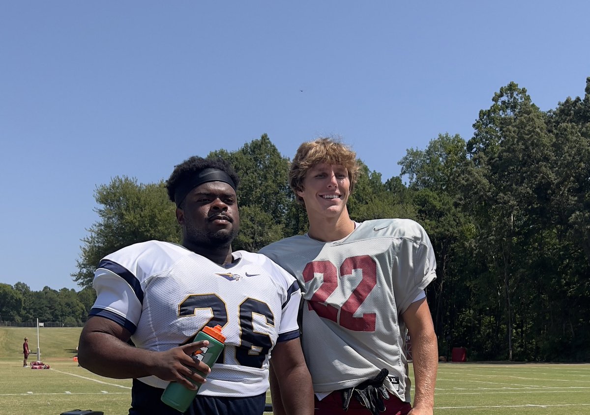 corry_felton05's tweet photo. Love the opportunity to compete against my Ravenscroft family at the collegiate level🙏🏾 
@Ravens_FB1862 @piercedavidian2 https://t.co/Hddu6kQ8Jh