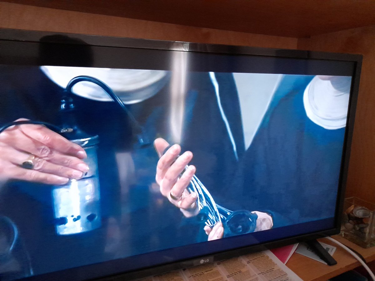 Silvanarscj's tweet image. Never underestimate a determined, resourceful nun! It's good to have us on your side. But don't worry - we only dismantle baddies' cars 😇

The end of The Sound of Music
#IYKYK

@BirgitteUna &amp;amp; others - hope you've enjoyed this afternoon's viewing

#NunsOfTwitter #NunsTogether