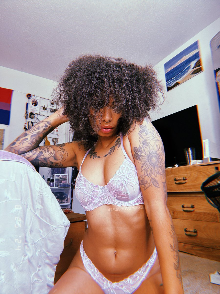 You worship me. From my curls to my perfect soles. And every single thought you have should revolve around how much you’re serving me. 

Be a good piggy. And act accordingly