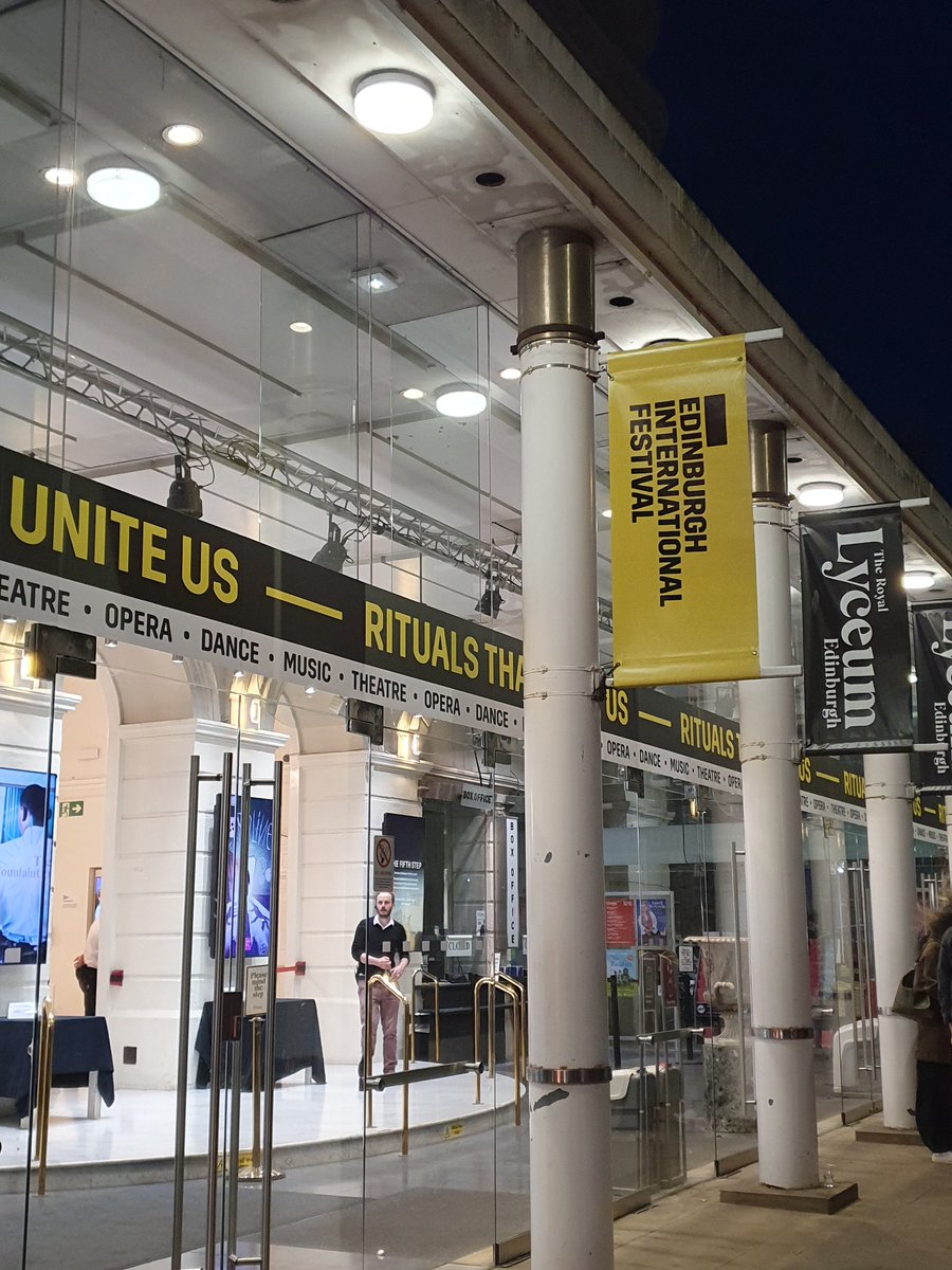 Josmun50's tweet image. What a wonderful night it was, at @lyceumedinburgh. Beautiful, really beautiful theatre. Watching #thefifthstep on front row was just terrific, great played  (even understood the jokes despite being a Dutchie)