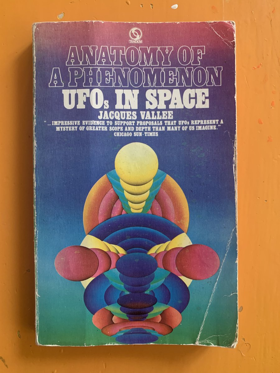 RingsFaerie's tweet photo. Some of my recent #bookencounters at @oxfamgb always worth a stop off. But what section should they be in?
#uap #folk #occult #vallee #ufo @Oxfam https://t.co/RusF9R1NT9