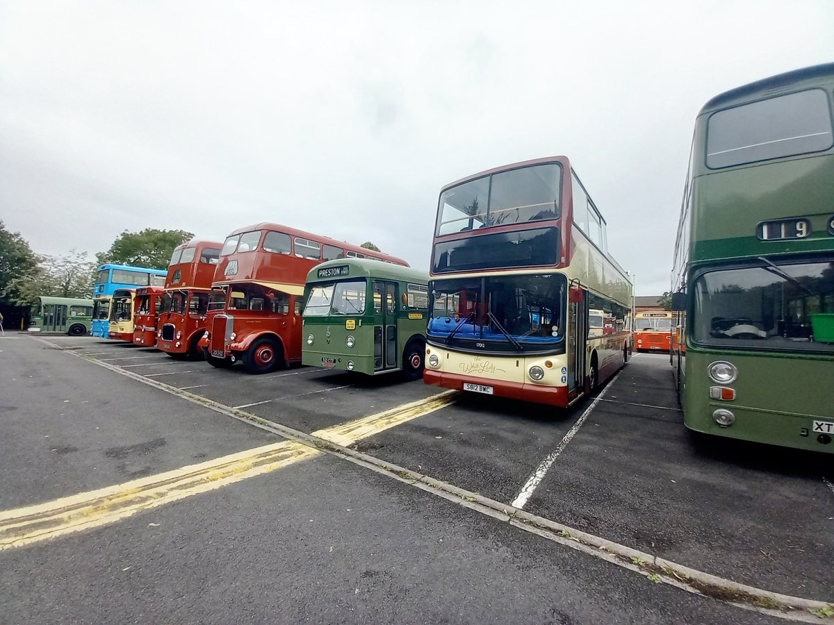 BCVMLeyland's tweet photo. ❤️💚 And that's a wrap on the #Ribble &amp; #Fishwick Joint Running Day 2024 💚❤️

A huge #thankyou to the event organisers for co-ordinating such an amazing event!! ❤️ and to all the wonderful drivers for bringing their brilliant #buses down for the day 🚍

[1/3] https://t.co/os0rBcTMoI