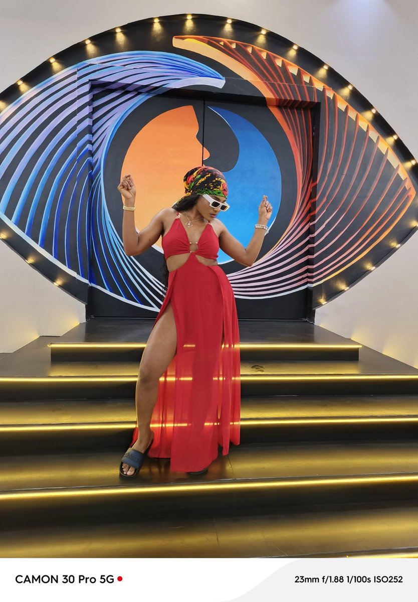 thatafrikanboy's tweet photo. Still can't get over these shots from the BBNaija Saturday night party. The TECNO CAMON 30 really came through with its Ultra clear camera. Swipe to see more 😍

#BBNaijaS9xTECNO #ShotOnTECNO https://t.co/V8uGqaDipK