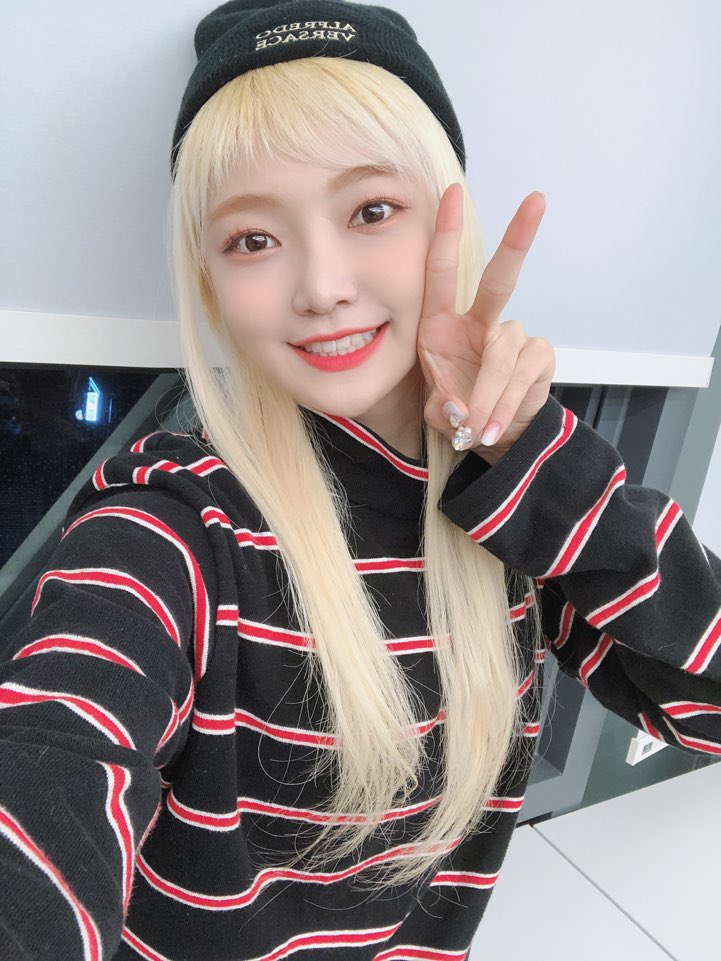 evxrmoon's tweet photo. La espera por fin terminó para el #𝔐i𝕜aー𝐜o𝚖e̅𝔟a𝚌k y yo soy la más feliz por poder presenciar el #𝕡o��ಎ𝑡u𝚗es en vivo desde primera fila, sé que @nymikita brillará muchísimo en el escenario 

᮫   命   ˒˒   𝗌𝗍𝗮𝗿𝗿ⴗ ⴗ𝗈ᦢ𝗇 #Haise https://t.co/W9reJnXTIC