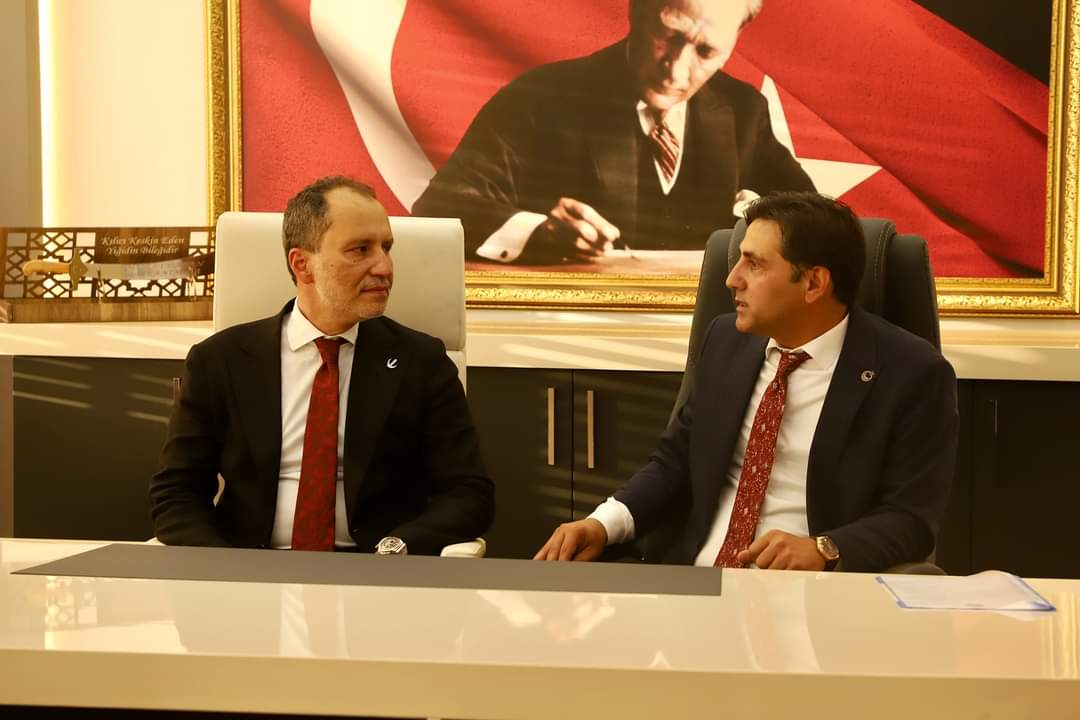 ademozel42's tweet photo. @ademozel42 Tarafından Sosyal Medya Platformlarına Servisi Sağlanmıştır.

📍 #Manisa - #Selendi 

Genel Başkanımız Dr. Fatih Erbakan, 31 Mart seçimlerinde kazanmış olduğumuz #Selendi Belediyesi’ni ziyaret ederek belediye başkanımız Murat Daban’a başarılar diledi.

#erbakanfatih https://t.co/GEbCJIgQ30