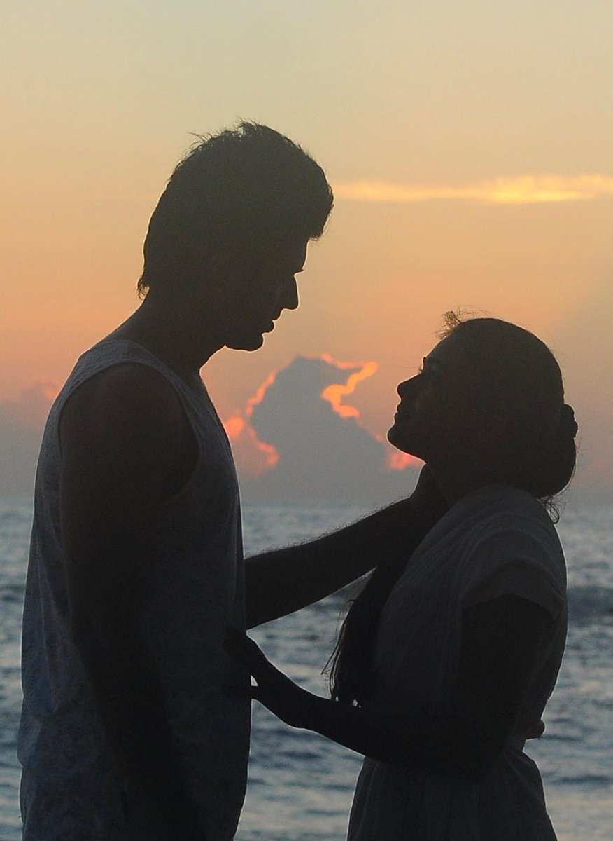 VdfcMahabubnaga's tweet photo. @TheDeverakonda #ShaliniPandey ❤️🔥
#7YearsForArjunReddy @imvangasandeep https://t.co/dZ0E9zDas3