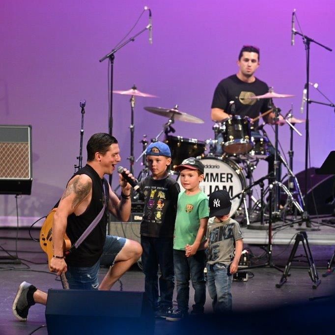 LongIslandCares's tweet photo. A massive THANK YOU to everyone who came to the DโAddario Summer Jam! ๐ We collected 690 lbs of donated food, and your support means the world to Long Island Cares. ๐
#Grateful #SummerJam #LongIslandCares #CommunitySupport #NonprofitEvent #ThankYou https://t.co/oMkIUDBzrC