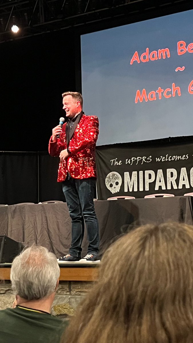 oddity_shop's tweet photo. Canβt believe itβs already over! We had such a great time at @miparacon!!! It was the perfect send off for an amazing event! Thanks to UPPRS and all the wonderful people who make it so. Fucking. Magical. #miparacon #paranormal #weirdos also happy bday @JohnELTenney!!! https://t.co/FZZh3jDuet