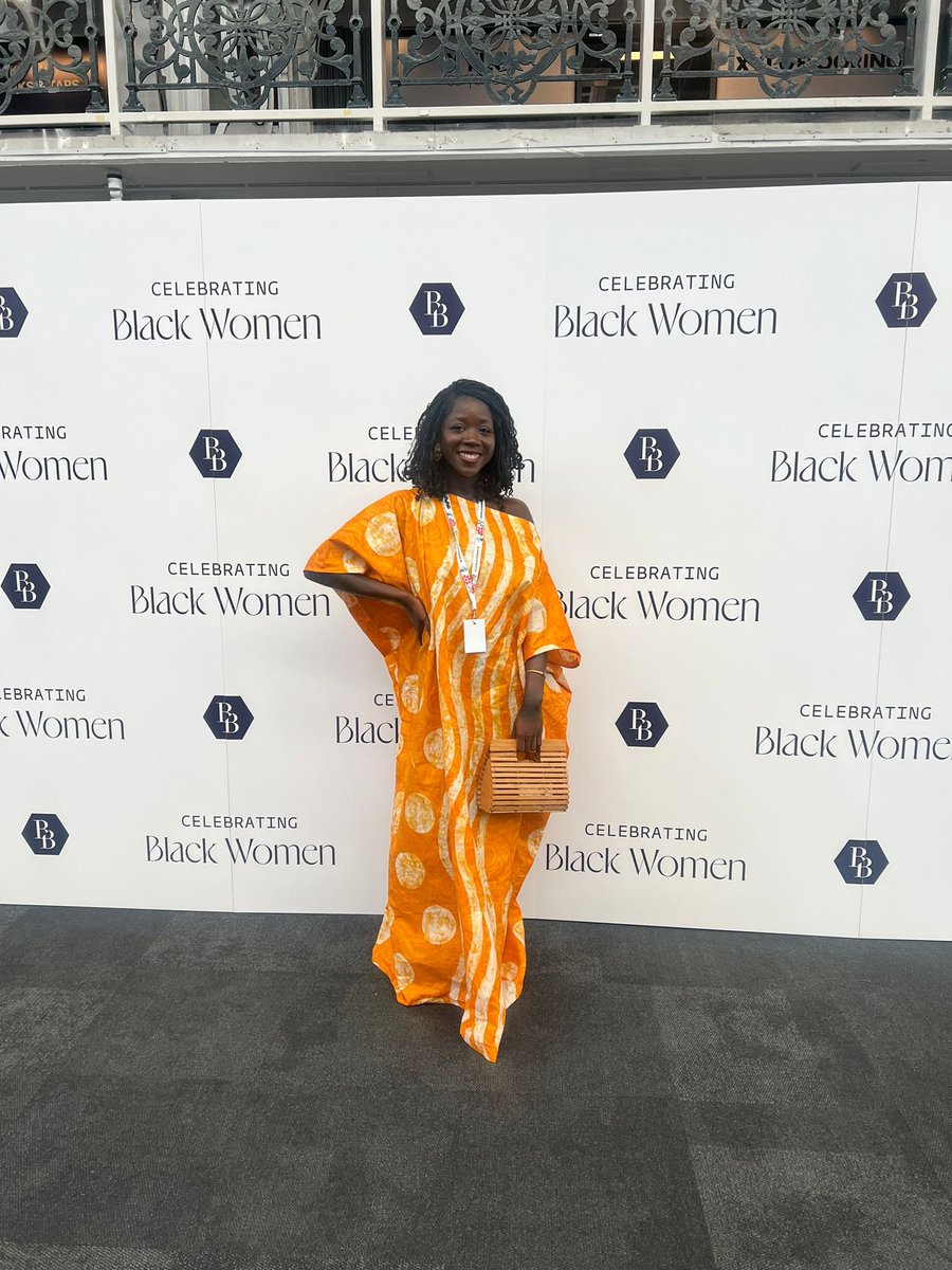 yasmin_tells's tweet photo. Now I’ve had a moment to take in this weekend, I’m reflecting on how phenomenal the #BBweekender was!👌🏿 
Congratulations to @BlackBalladUK - it was an honour and pleasure to speak on the Ex-Pat Conversation panel at this monumental event!

To many more years! 👏🏿 
#yasmintells https://t.co/pVB5Dfiyia