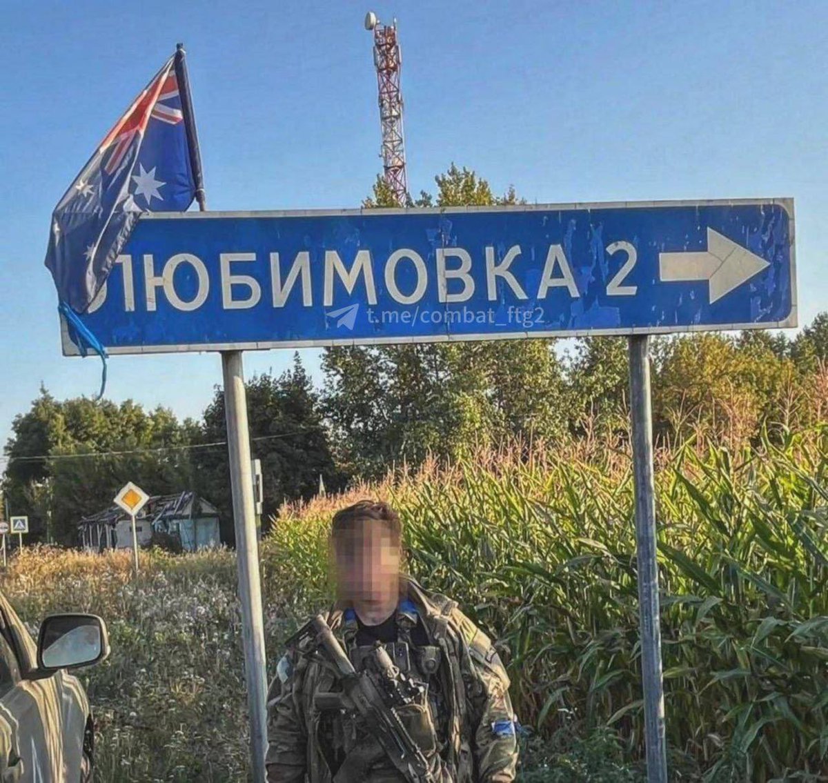 WarFootagee's tweet photo. An Australian volunteer near one of the settlements called Lyubimovka in the Kursk region https://t.co/0ijG9jGtSK