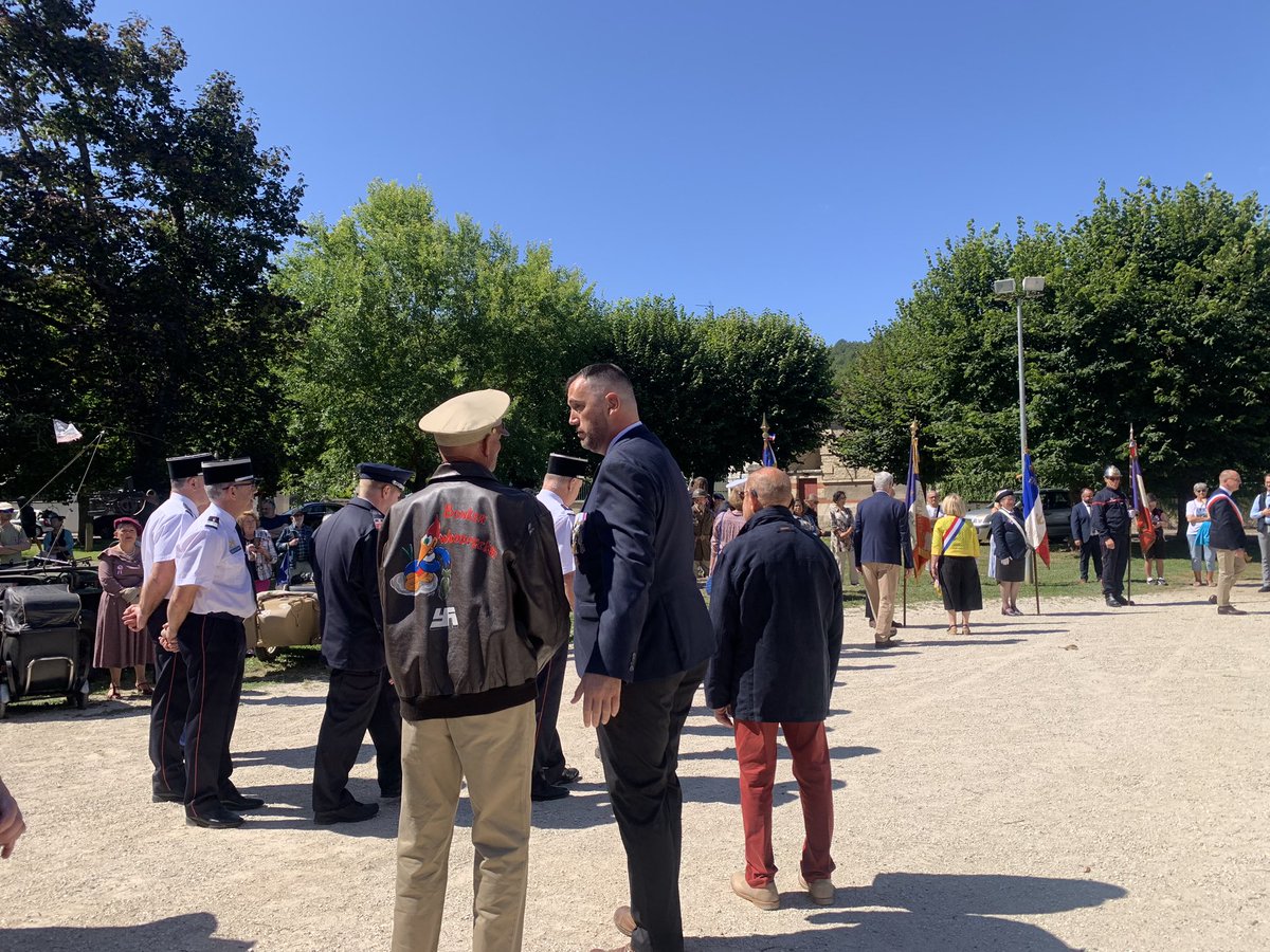 Tonnerre et les Tonnerrois ont célébré la libération de la ville #commemoration #anniversaire 80 ans <a href="/Prefet89/">Préfet de l'Yonne 🇨🇵🇪🇺</a> <a href="/Departement89/">Département Yonne</a> <a href="/AomarMahfoud/">Mahfoud Aomar</a> <a href="/Benedetti65/">Benedetti arnaud</a> <a href="/Arc_Atlantique/">Arc Atlantique Press</a> @bleuauxerre <a href="/FranceTV/">France tv</a> <a href="/armeedeterre/">Armée de Terre</a> <a href="/SDIS_89/">SDIS YONNE</a> <a href="/Gendarmerie/">Gendarmerie nationale</a>