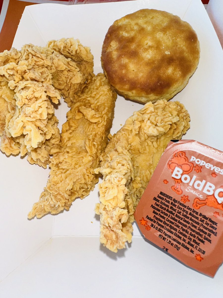 WeslacoShoping's tweet photo. Popeyes chicken because I had a coupon.
#chicken #chickentenders #food #rgvfood #rgvfoodie #popeyeschicken https://t.co/a5nZtLQYsb