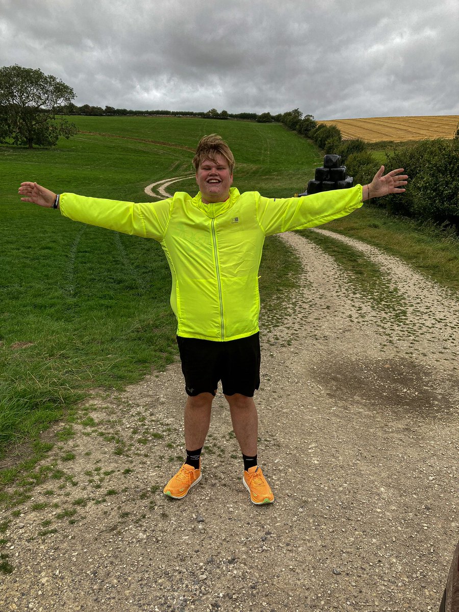 Thehullboy1's tweet photo. THE FINAL LONG RUN OF MARATHON TRAINING COMPLETED 🥹

Over 4 months of doing long runs every week has come to an end. From 23 miles round Loch Ness, 21 round Liverpool to 15 in the countryside with Russ- what an unbelievable experience. 

13 days to go now until the big day. 26 miles for mental health, in London open for all those who want to join. Can promise a lot of crying from me and a lot of ramble about oasis 

1 last week of training to go 🙏