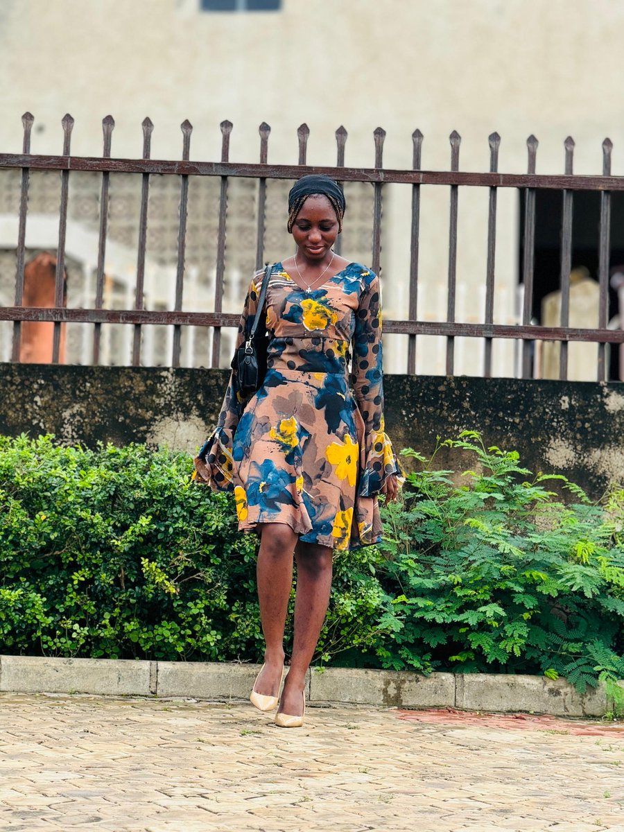 Pre_ciousbabe's tweet photo. Stepping with all steeze and demure into a great week🔥😇
Happy Sunday✨️ https://t.co/MLBGWvUmCb