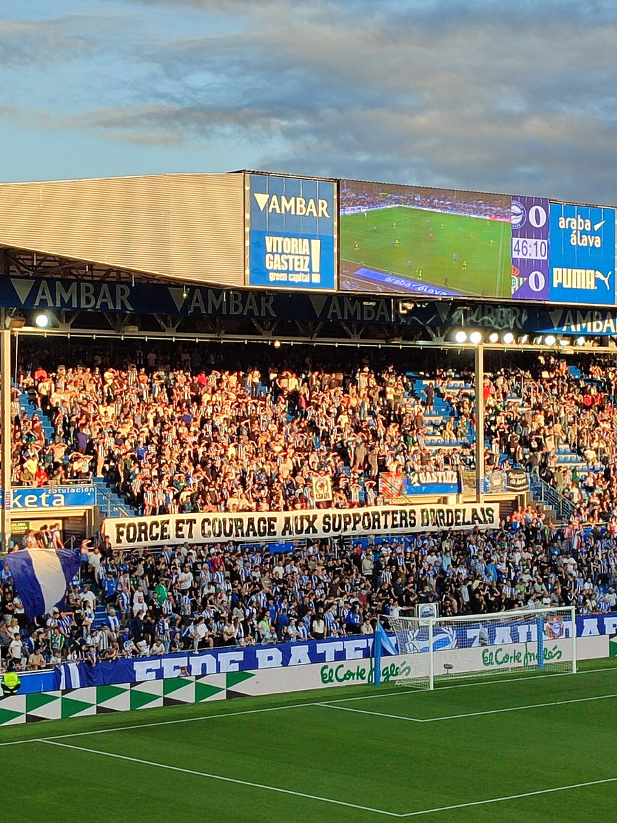 gasteizkoanaiz's tweet image. Respect 
#Respect #Girondins #animopues #alavesbetis #alaves