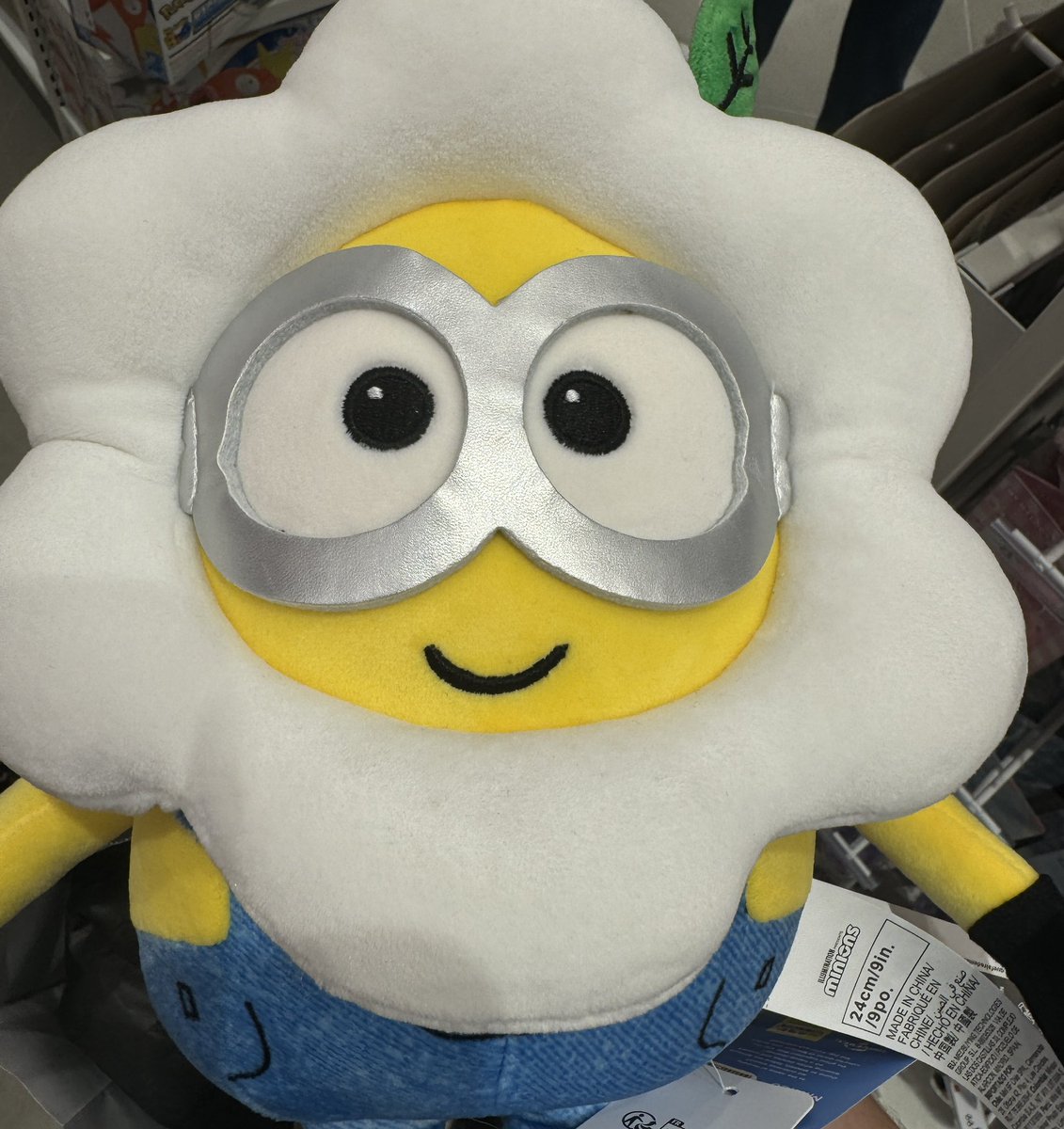 savanticsyt's tweet photo. Most heinous thing Ive purchased for a video https://t.co/c62WUGtBF1
